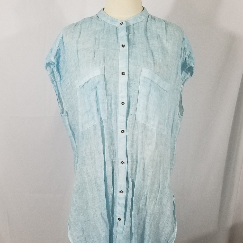 Anthropolgie Holding Horses button up tunic